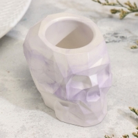 Подсвечник "Череп" из гипса с гранями, 6х9х6,5см,мрамор с фиолетовыми полосками