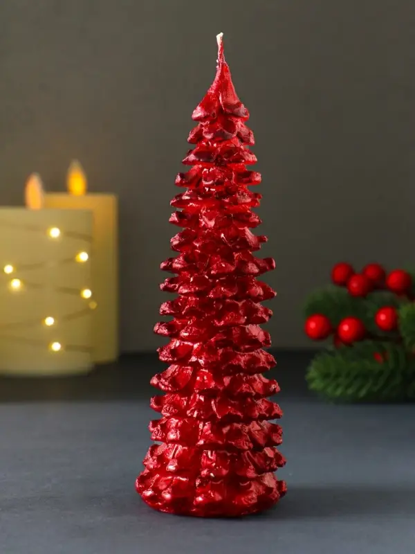 Свеча "Ель большая" 160х60 мм лак, красная