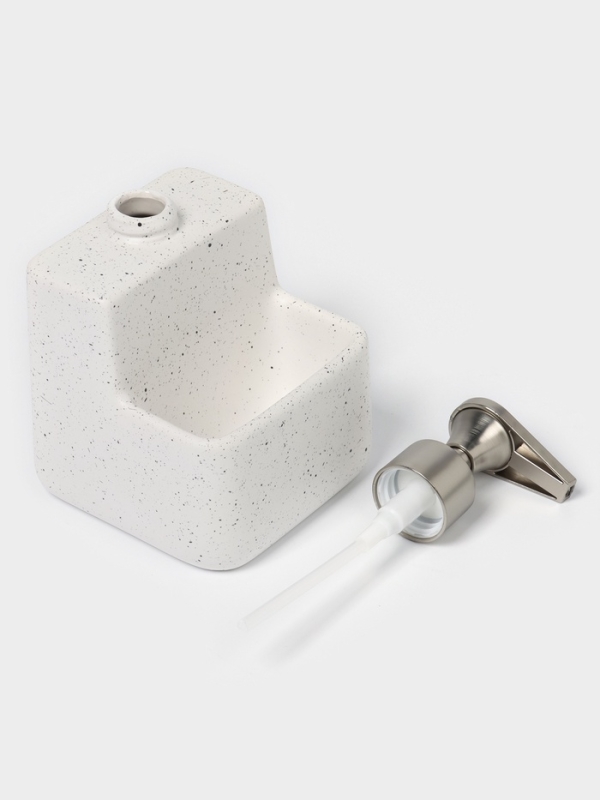 Дозатор для моющего средства с подставкой для губки