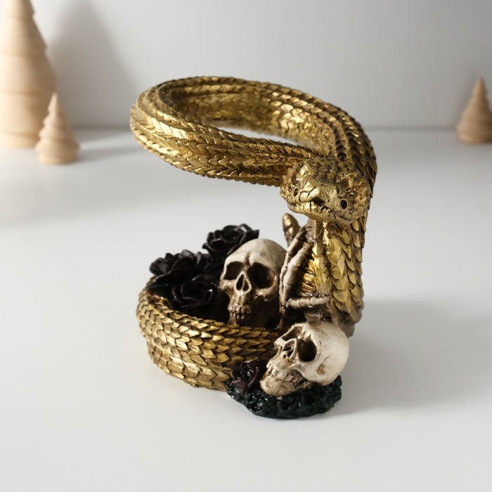 Сувенир полистоун "Змея с черепами и чёрными розами" 11,5х16х13 см