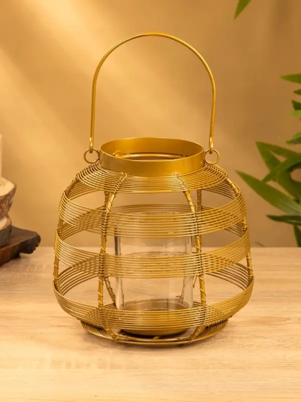 Подсвечник фонарь со стеклянной колбой 19х19х18 см, d 7,5 см, металл, цв. золото