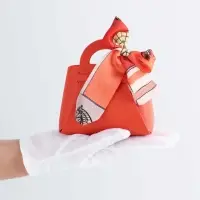 Кожанная подарочная сумочка 13 х12 х 5,5 см оранжевая