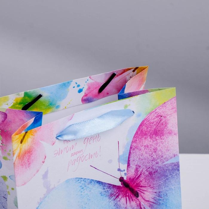 Пакет подарочный ламинированный квадратный, упаковка, &laquo;Нежность бабочки&raquo;, 22 х 22 х 11 см