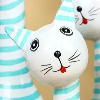 Набор сувенирный "Полосатые коты" дерево H 27, 22, 17 см, цв. бело-бирюзовый