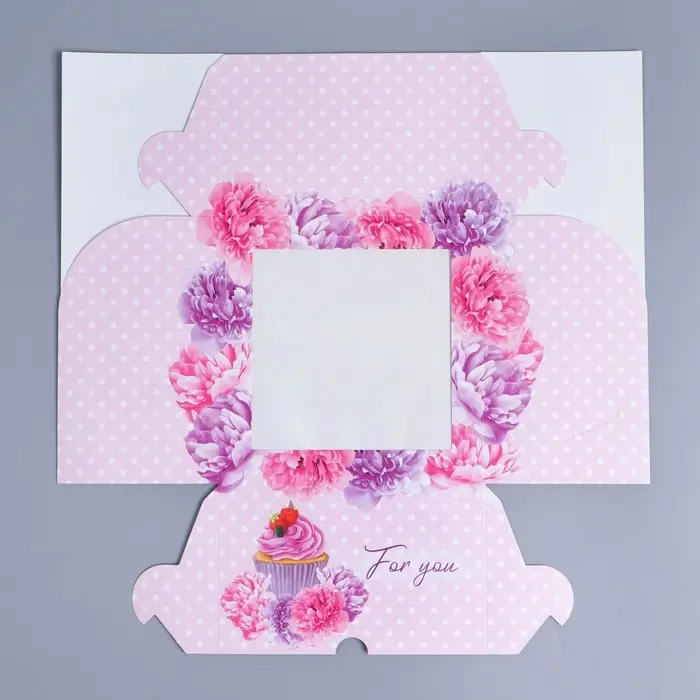 Коробка для капкейков, кондитерская упаковка с окном, 4 ячейки &laquo;Пионы&raquo;, 16 х 16 х 10 см