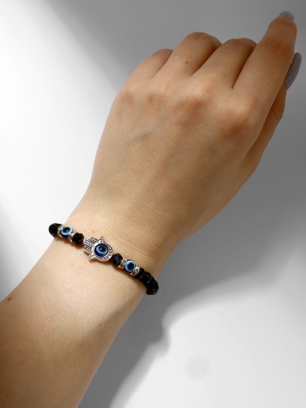 Браслет-оберег &laquo;Рука счастья Хамса&raquo; хрусталики, цвет чёрно-синий с чернёным серебром, d=8 см