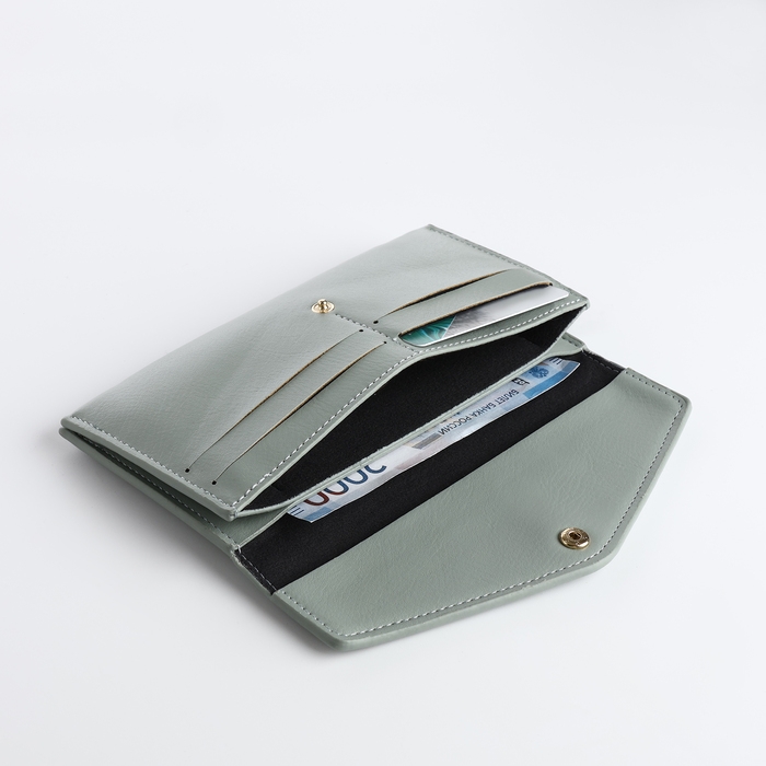 Кошелёк женский на кнопке, цвет зелёный