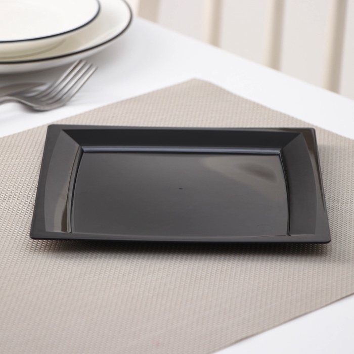 Тарелка пластиковая одноразовая, 17,2&times;17,2 см, квадратная, плоская, МИКС