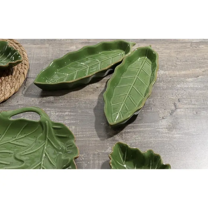 Блюдо сервировочное Доляна &laquo;Лист&raquo;, 25&times;9&times;2,8 см, цвет зелёный