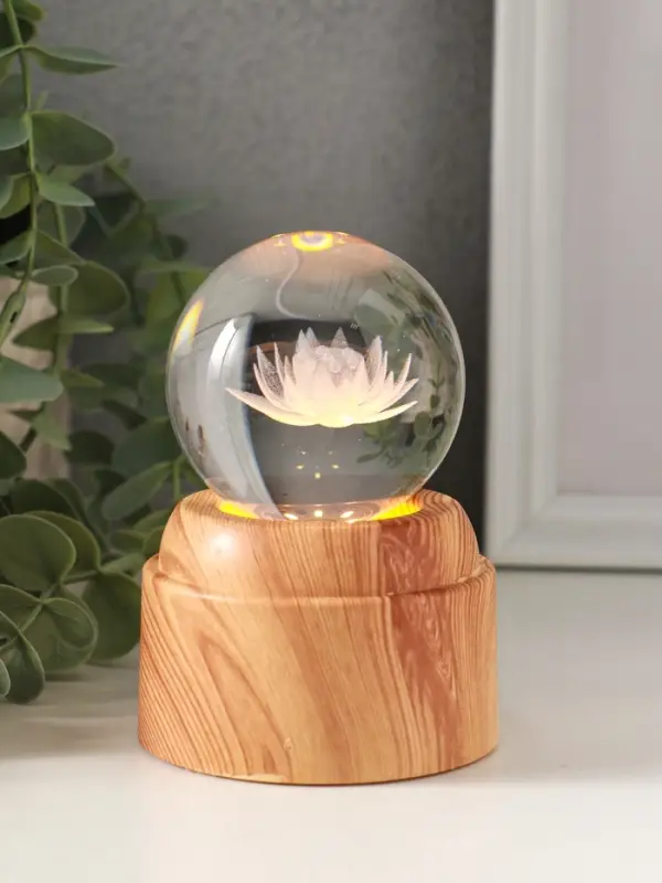 Сувенир стекло свет "Шар. Лотос" 6хLED шар d=6 см, крутится, USB 7х7х10 см