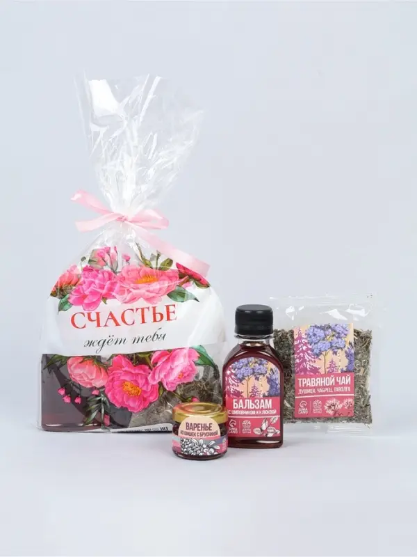 Набор: чай варенье бальзам "8 марта" в пакете