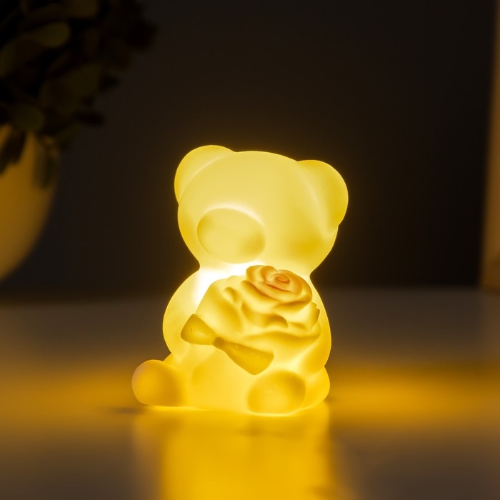 Ночник "Мишка с розой" 2Вт LED LR44 белый 4х5,5х7см