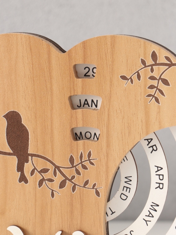 Сувенир дерево настольный календарь "Две птички на сердце" 3,7х18х19,5 см