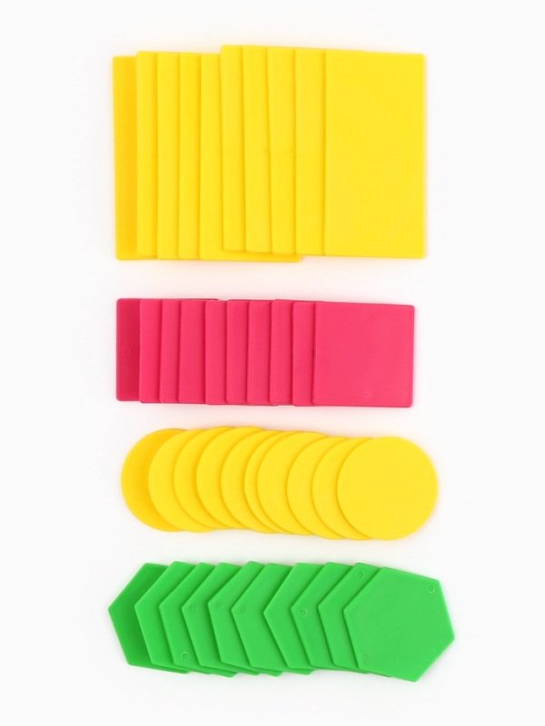 Касса цифр и счетных материалов, 132 элемента. Цвет МИКС   "Монстрик"