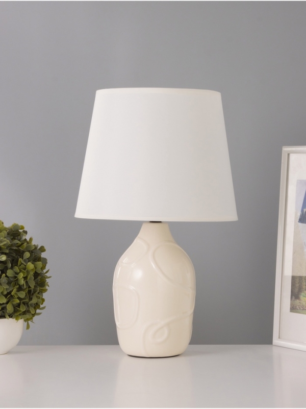 Настольная лампа "Линии" 1х15Вт Е14 молочный 25х25х36см