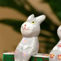 Сувенир &laquo;Зайки на скамейке&raquo;, 18&times;4&times;6 см, дерево