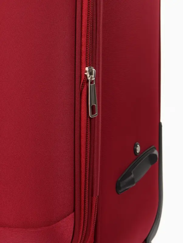 Чемодан 20",Текст,36*25*58,отд на молнии,1 нар/карм, увелич,код замок,4 колеса, красный