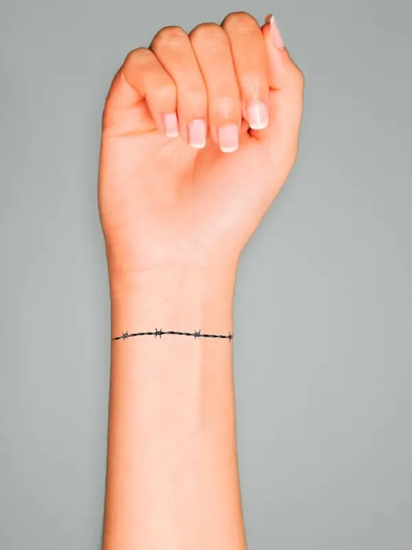 Переводная тату на тело чёрная &laquo;Браслет. Колючая проволока&raquo;, 20&times;3 см