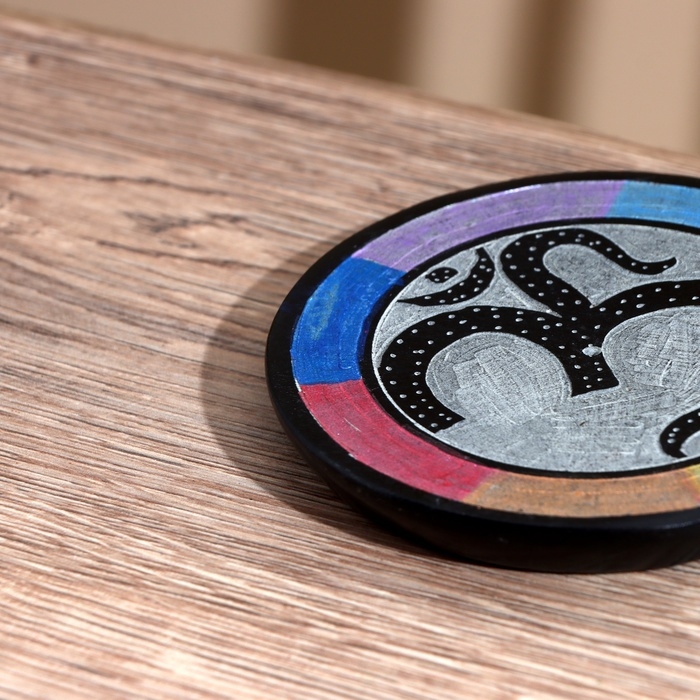 Подставка под благовония Подставка под благовония "Ом" камень 10 см