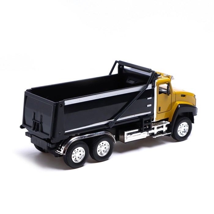 Грузовик металлический &laquo;Самосвал&raquo;, инерция, открываются двери, свет и звук