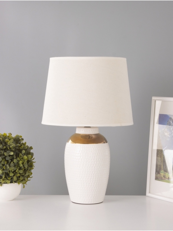 Настольная лампа "Бабл" 1х15Вт Е14 белый/золото 28х28х44см