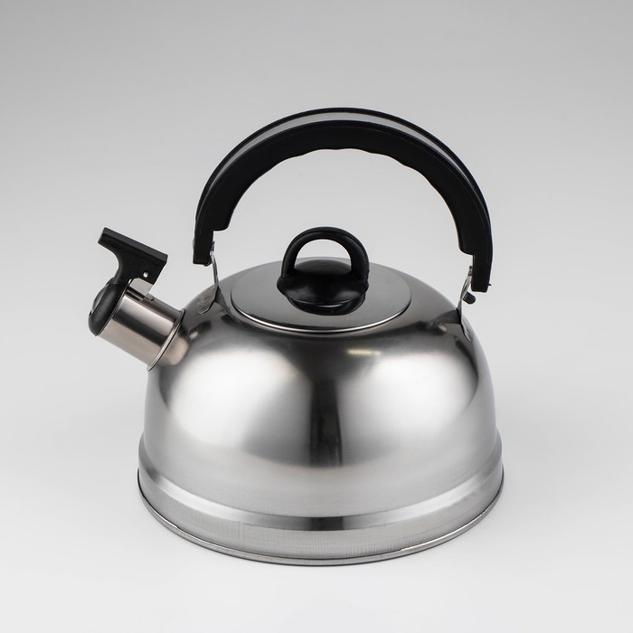 Чайник со свистком из нержавеющей стали &laquo;Семейный&raquo;, 1,9 л, цвет хромированный