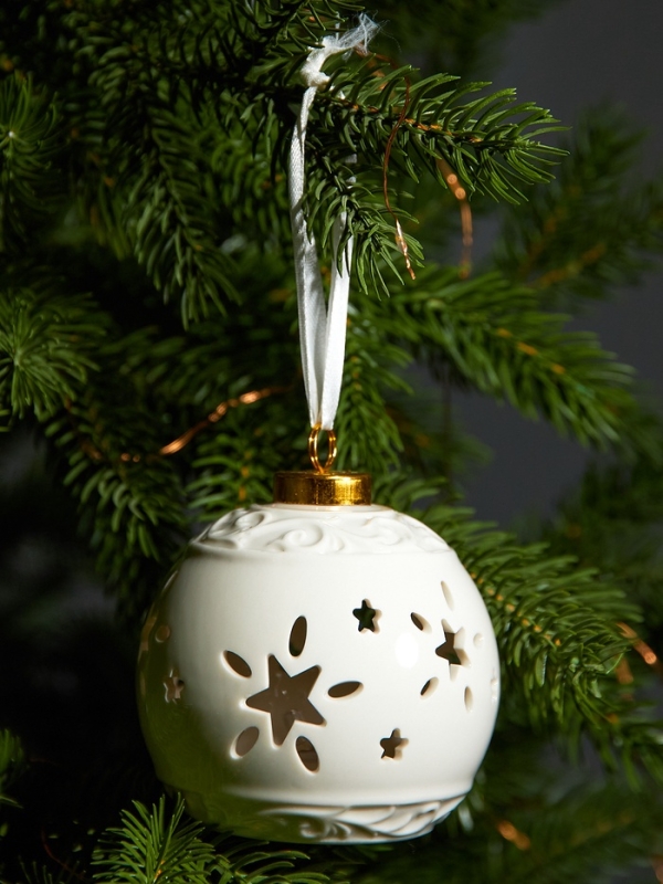 Елочный шар "Звездочки" 10х8.8х8.8, 1 LED, LR44x3(в компл.), Т/БЕЛЫЙ