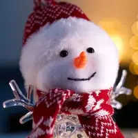 Фигура &laquo;Снеговик в красном&raquo; 28 см, 1 LED, от батареек ААА&times;3, свечение тёплое белое