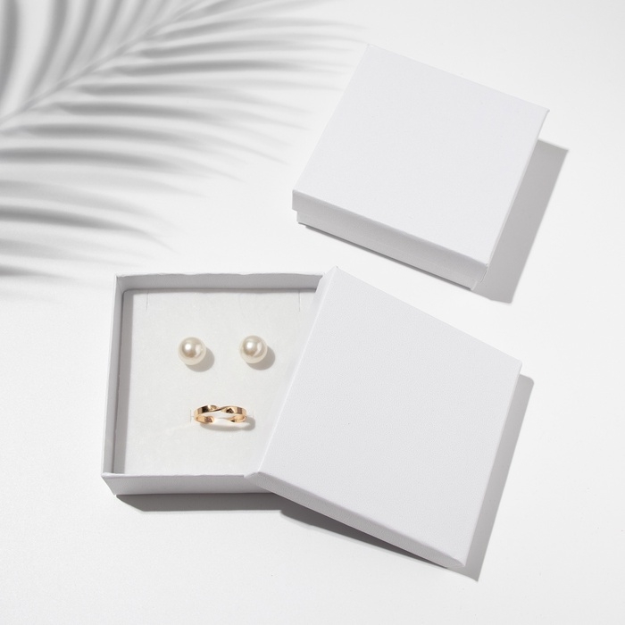 Коробочка подарочная под набор «Минимал, 9×9 см, цвет белый (размер полезной части 8,5×8,5 см) Коробочка подарочная под набор «Минимал, 9×9 см, цвет белый (размер полезной части 8,5×8,5 см)