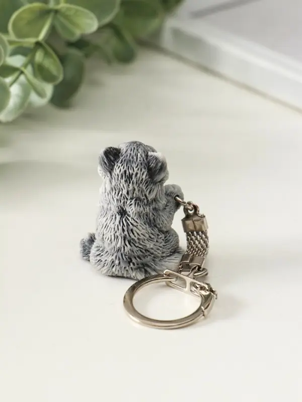 Брелок "Котенок с поднятой лапкой маленький" 3,5 см