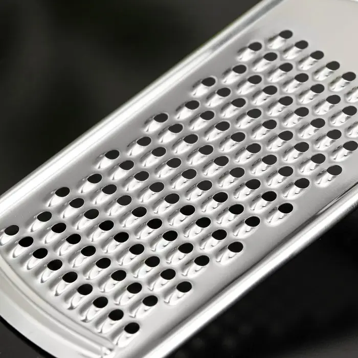 Тёрка для сыра мелкая Доляна &laquo;Валдай&raquo;, рабочая часть 11,5&times;5,8 см, нержавеющая сталь, цвет коричневый