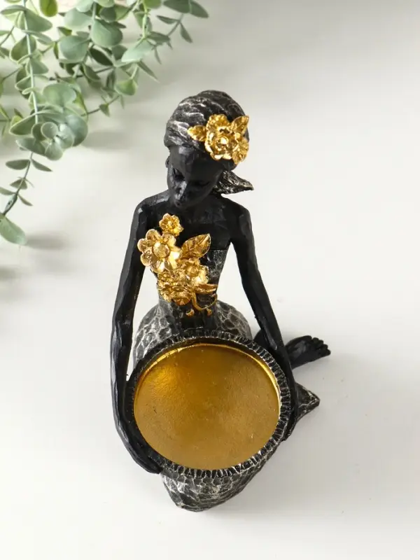 Подсвечник полистоун "Африканка в косынке с цветами" чёрный d=8 см 14х11,5х24,5 см