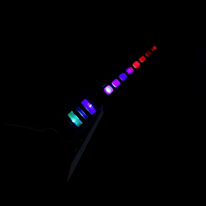 Музыкальная гитара &laquo;Рок-звезда&raquo;, звук, свет