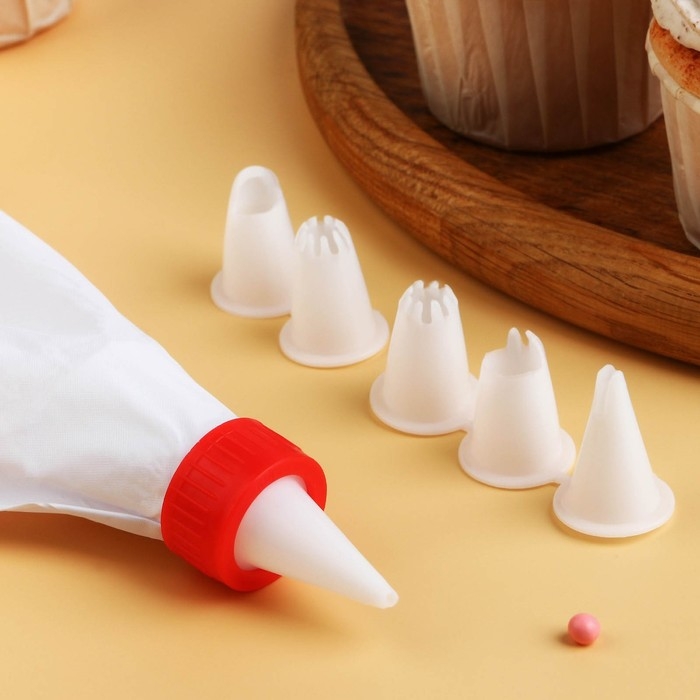 Набор кондитерский, 7 предметов: мешок, 6 насадок, 22&times;12&times;3 см