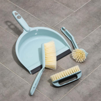 Щётки для уборки Доляна, 4 предмета: совок, 3 щётки, 30&times;21&times;12 см, цвет МИКС