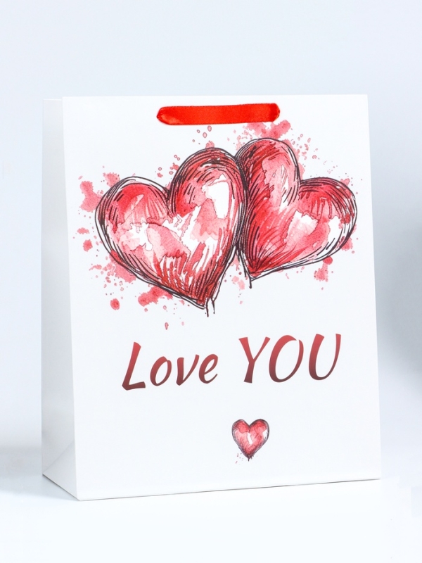 Пакет подарочный ламинированный вертикальный &laquo;Любовь&raquo;, M 26 &times; 32 &times; 12 см