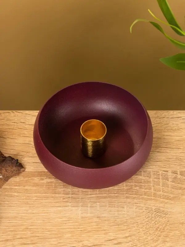 Подсвечник на 1 свечу на магнитах "Баклажан" 11х11х4 см