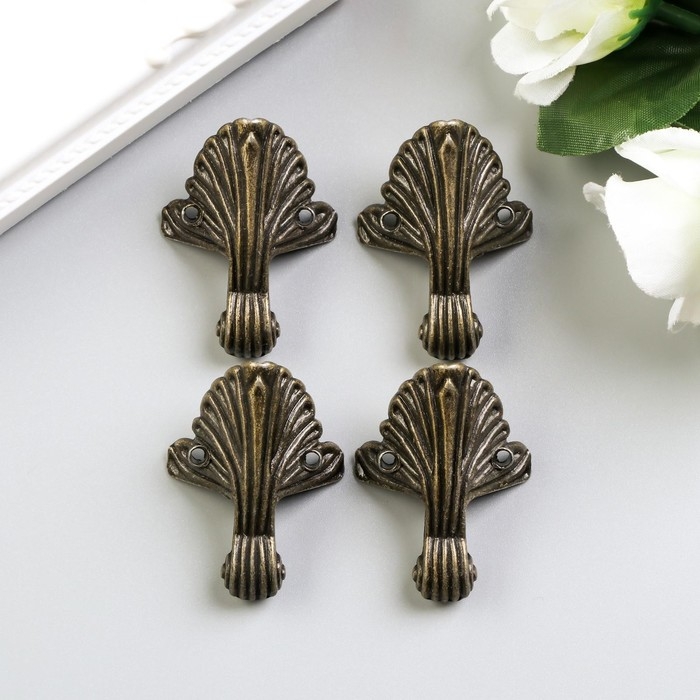 Уголок (ножка) для шкатулки "Старинная" набор 4 шт 4,8х3,7 см