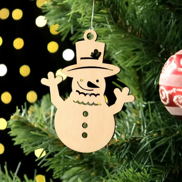 Игрушка на ёлку "Снеговик" 8х9 см