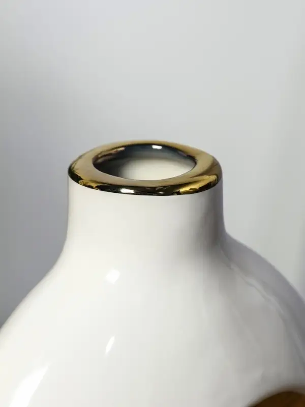 Ваза керамика настольная "Лари" (набор 2 шт) h=26х23, d=4 см, белый