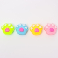 Мялка &laquo;Лапка&raquo; с пастой, цвета МИКС