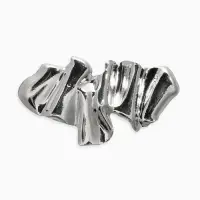 Брошь корейский стиль "Мятая" цвет серебро