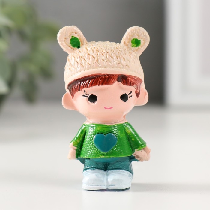 Сувенир полистоун "Малышка в шапке" МИКС 2,5х3,3х6 см