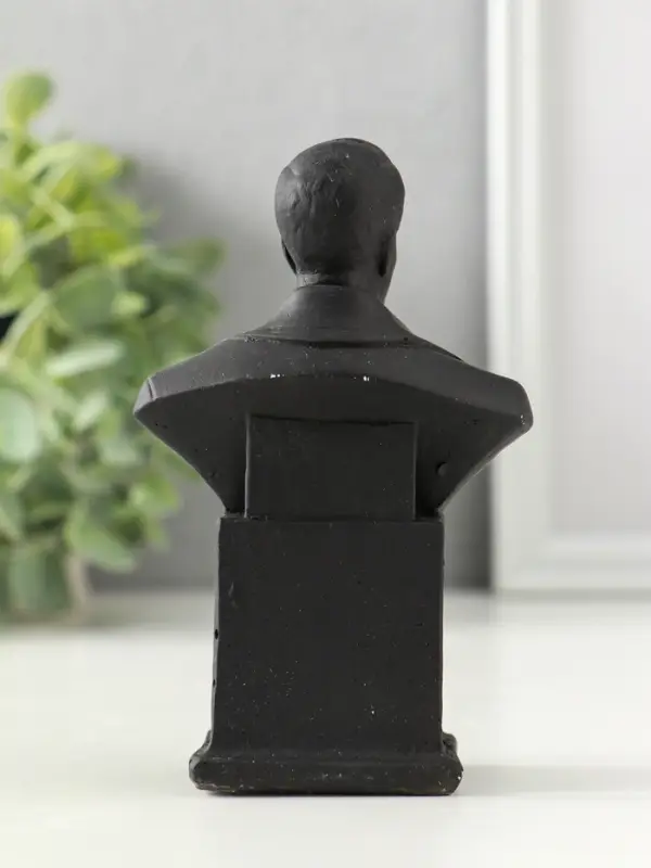 Бюст Дзержинского Ф.Э., 16х7см , графит