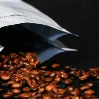 Пакет восьмишовный с отрывным замком, белый, матовый, 13,5 х 26 + 7,5 см