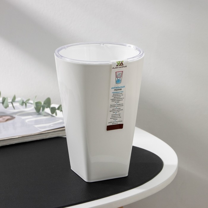 Кашпо для цветов со вставкой &laquo;Грейс&raquo;, 1,4 л (800 мл), цвет белый