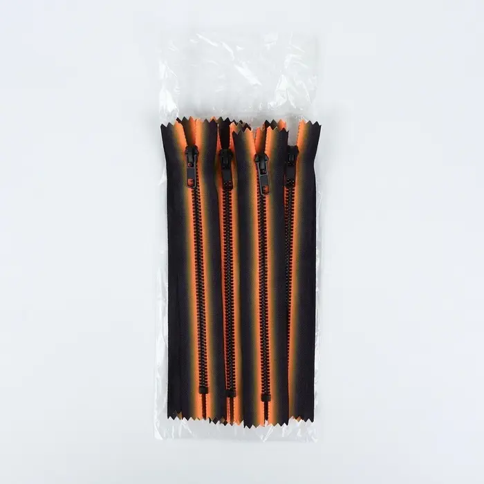 Молния &laquo;Трактор&raquo;, №5, неразъёмная, замок автомат, 18 см, оранжевая, чёрная