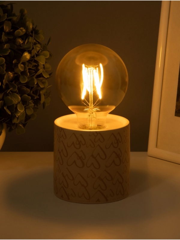 Светильник "Цилиндр" малые сердца LED 2хАА 8,5х8,5х17см