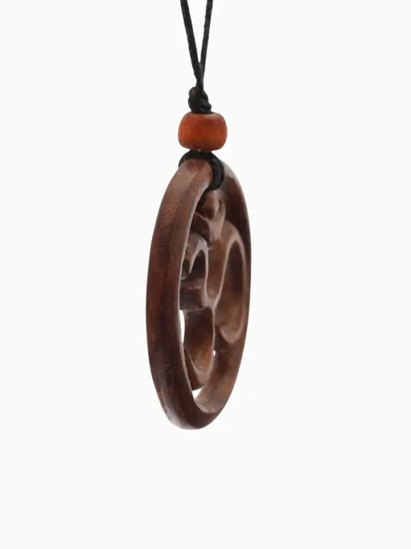 Украшение "Ом" дерево соно