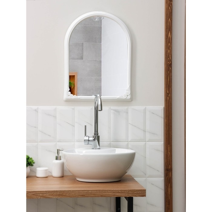 Зеркало в рамке, 49,5&times;39 см, цвет белый